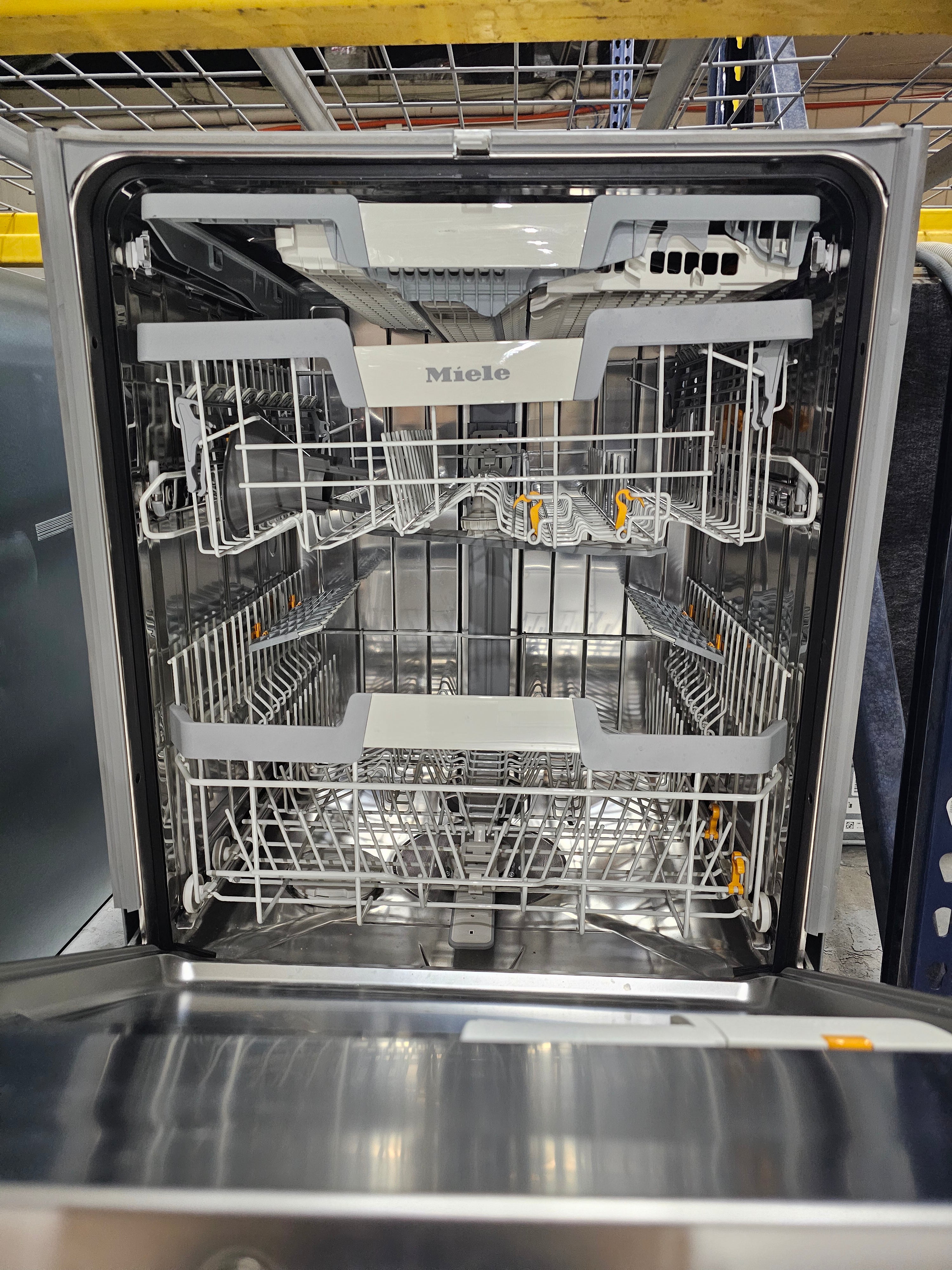 24 Inch Fully Integrated Dishwasher with 16 Place Setting Capacity, 6 Wash Cycles, 45 dBA Silence Rating, 3D+ Cutlery Tray, AutoOpen Drying, Perfect GlassCare, QuickIntenseWash, AutoSensor Technology